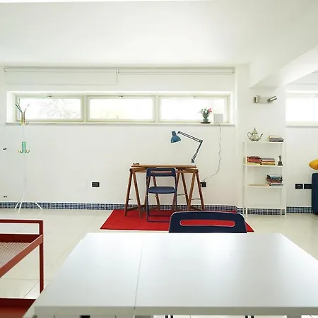 Appartement Loft With Private Garden Close To Shops Italy Fermo